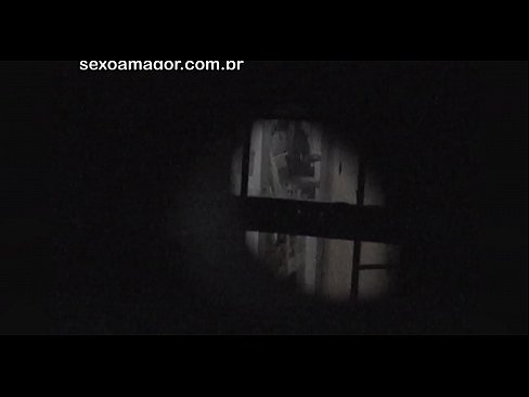 ❤️ Blondie vin an kasèt yon voyeur nan katye kache dèyè brik kre ❤️❌ Videyo fuck nan ht.sexafinkarasskaz.ru